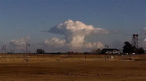 Mushroom cloud over Manteca, CA today... | Clouds, Great view, Country roads