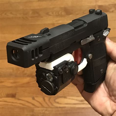 Review: Archon Mfg Glock Compensator - The Firearm BlogThe Firearm Blog
