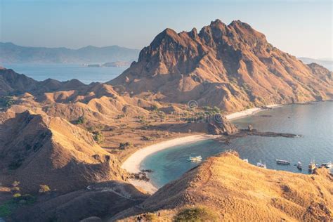 Beautiful Morning Sunrise at Padar Island in Komodo National Park ...