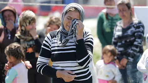 Canada parliament votes to take in Yazidi refugees