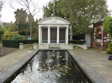 Golders Green Crematorium | Cemetery Details | CWGC