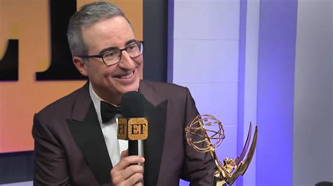 Emmys 2022: John Oliver on 'Wild' Moment Steve Martin Presented His ...