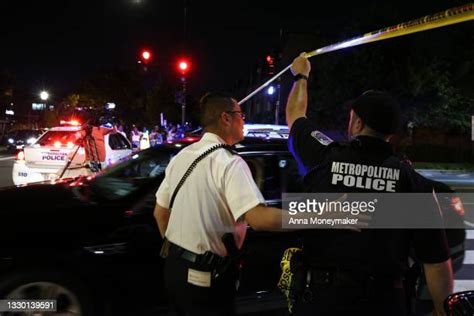 Dc Police Shooting Photos and Premium High Res Pictures - Getty Images