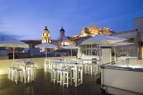 TOP 10 Best Restaurants in Alicante | Kasa25