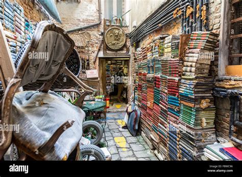 Libreria Acqua Alta, bookshop in Venice, Italy Stock Photo - Alamy