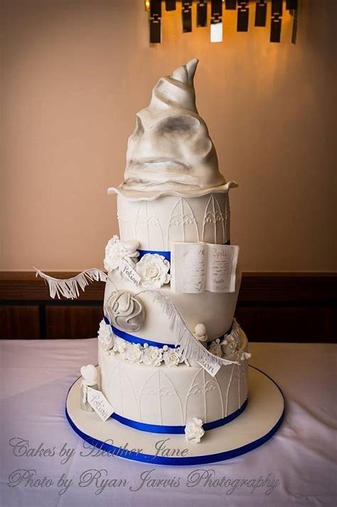 A hint of Harry (Potter) Wedding Cake - Decorated Cake by - CakesDecor