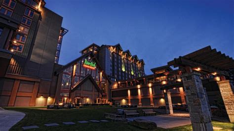 River Rock Casino Resort Deals