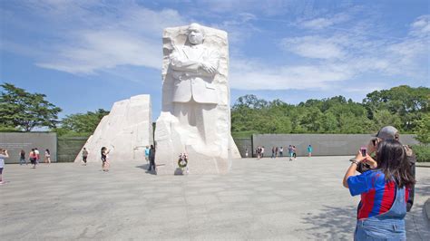 white life in: Fun Facts About The Washington Monument