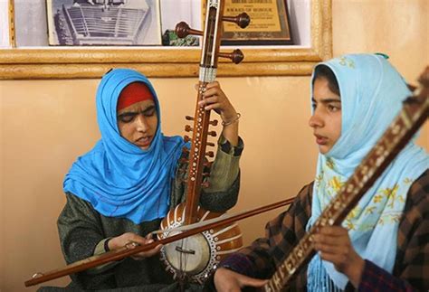 Tradition in young hands: Teen girls help preserve Kashmir’s classical Sufi music | art and ...