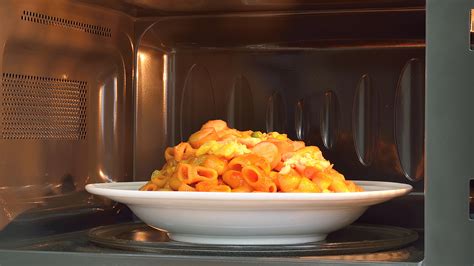 The Game-Changing Tip You Need For Microwaving Pasta