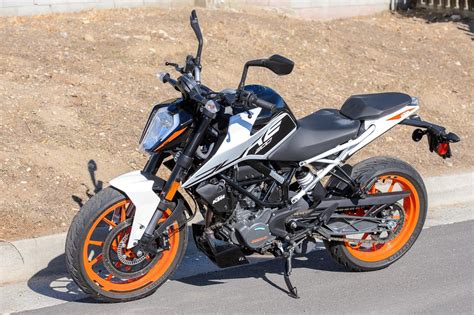 2020 KTM 200 Duke Test: An Expert’s View For Sport Riding