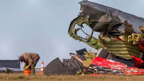 1 plane moved to ‘secure location’ as rain delays recovery of B-17 from Dallas crash site