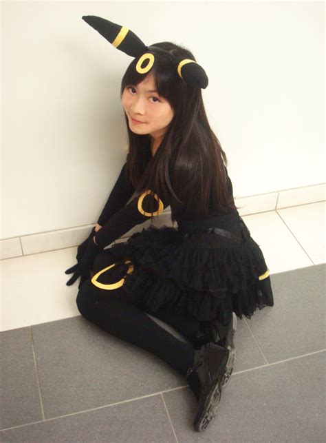 Umbreon Cosplay by Rinotou on DeviantArt