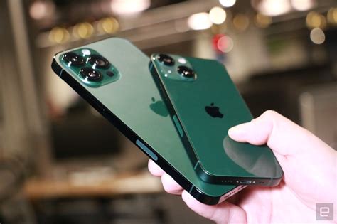 Feast your eyes on the new green iPhone 13 and 13 Pro | Engadget