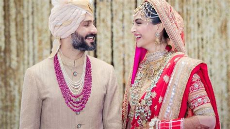 Sonam Kapoor’s Wedding Candid Pictures - Songs, Selfies, Dance Moments | Vogue India