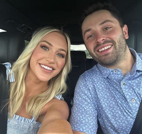 Buccaneers' Baker Mayfield vacations with wife Emily before OTAs