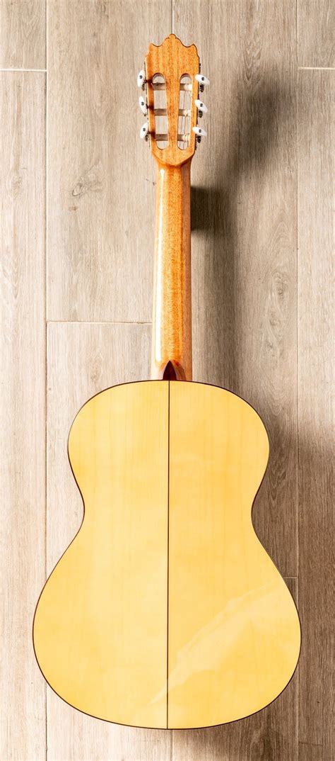 Alhambra 3F Pure Flamenco Guitar with Tap Plate – Fanatic Guitars