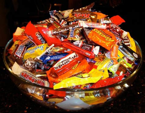 Bowl Of Halloween Candy Image - The Cake Boutique