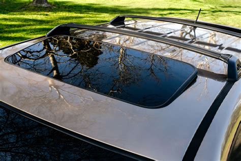 sunroof crack repair Archives - Liberty AutoGlass