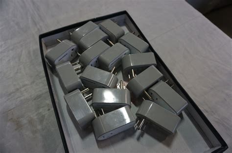 TRAY OF CE SMART HOME PLUGS - Big Valley Auction