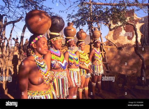 South Africa, Shakaland Center. Zulu Women Stock Photo, Royalty Free Image: 53114681 - Alamy