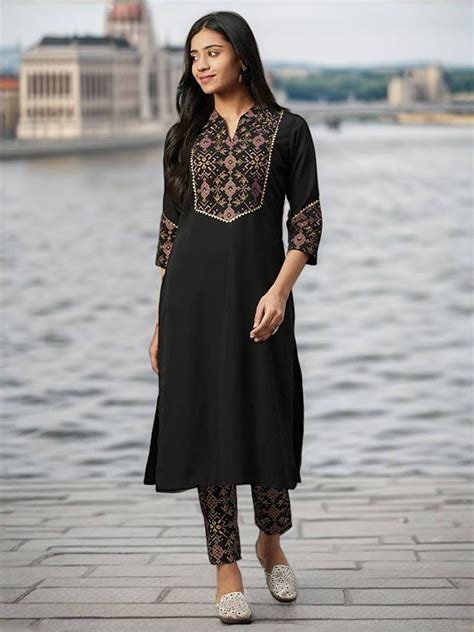 Secrets to Elevate Your Look with a Simple Black Kurti! | by Kiran Shah ...