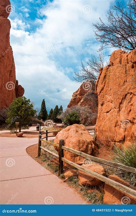 Garden of the Gods Park, Colorado Springs, Colorado Stock Photo - Image of extreme, dramatic ...