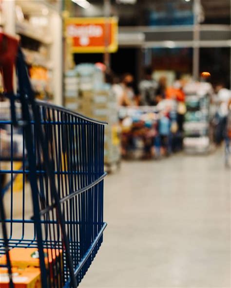 Trucos de los supermercados para que compres más