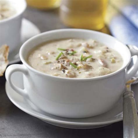 Dan's Crockpot Clam Chowder