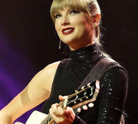 Taylor Swift Named '1 of the Most Beautiful Love Songs' Ever