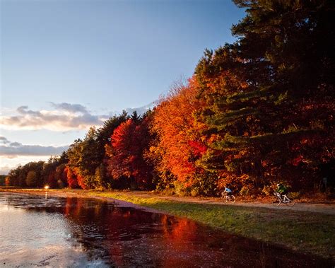 10 Gorgeous Fall Foliage Runs in Massachusetts You Should Try