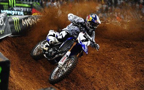 Wallpaper Balap Motor Trail Motocross Untuk Desktop - MOTOGILA