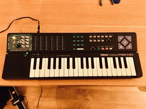 MATRIXSYNTH: Circuit Bent Yamaha PSS-140 Fm Synth