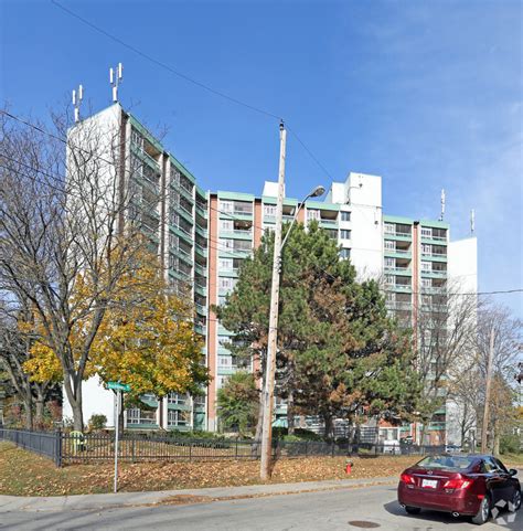 Strathcona Gardens Apartments - 120 Strathcona Ave Hamilton, ON ...