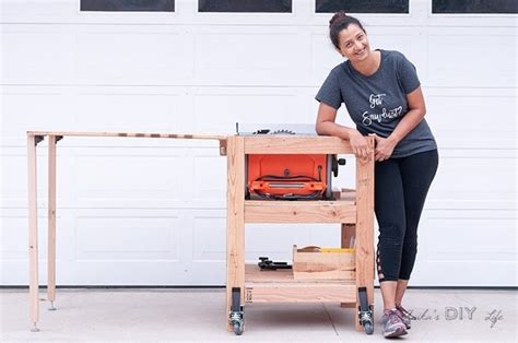 How To Make A Folding Table Saw Stand With Wheels And Handle | Brokeasshome.com