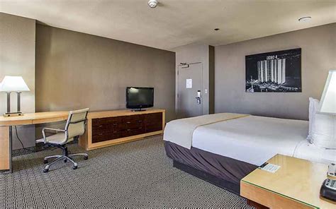 Plaza Rooms & Suites | Photos & Info | Las Vegas Hotels