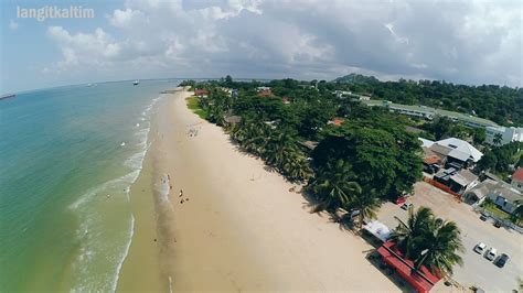 Foto Udara Pantai Kemala Beach Balikpapan - LANGIT KALTIM