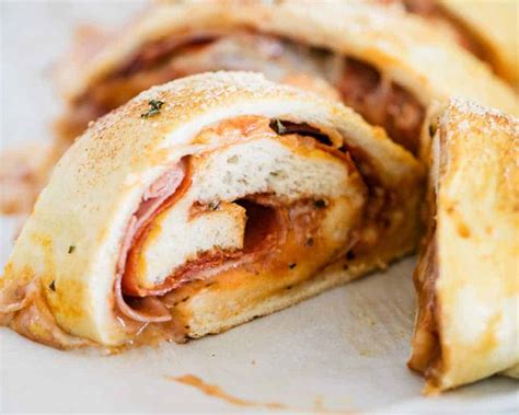 Best Vegetarian Stromboli Recipe | Vegetarian Recipes