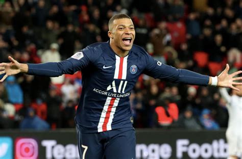 Kylian Mbappe to Real Madrid Transfer News: Timeline, latest analysis