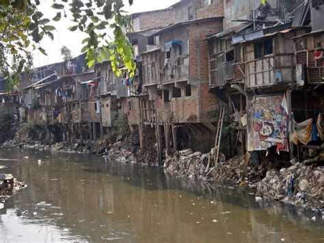 Slums of Jakarta, Indonesia | Slums, City streets photography, Street ...