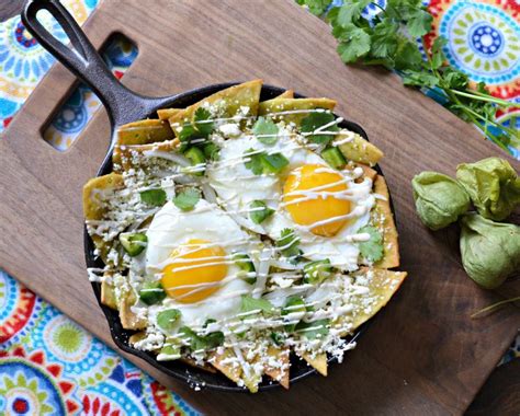 Authentic Breakfast Chilaquiles Recipe | Besto Blog