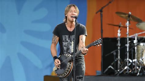 Keith Urban shares new dates for extended Las Vegas Residency | 94.7 Country