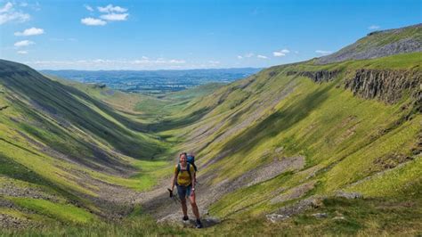 ULTIMATE Guide to Walking The Pennine Way + Wild Camping