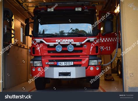 Scania Front Truck Fire Engine Fire Stock Photo 716352583 | Shutterstock