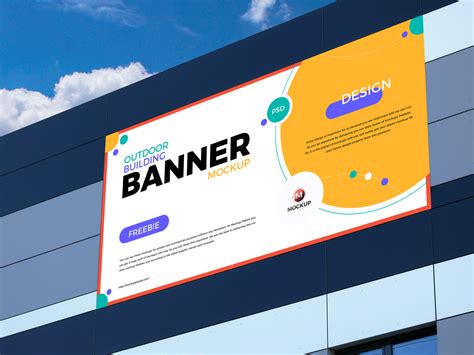 Free Outdoor Building Advertising Banner Mockup Design - Mockup Planet