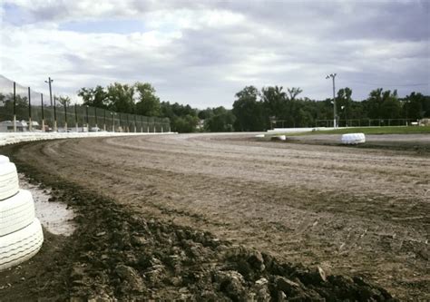 Half-mile Fonda Speedway - OurNYState.com