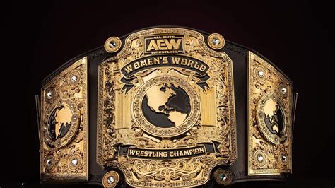 Former AEW Women’s World Champion seemingly teases joining top faction