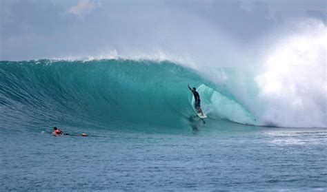 The bucket list of surf spots - Men's Journal