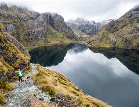 9 Best Hikes in New Zealand | Hiking Travel Guide - Grace J Silla