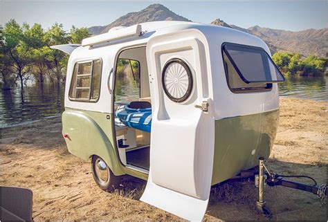 Awesome Ultra Light Rv Campers Photo Stock - Yellowraises | Vintage camper, Lightweight campers ...